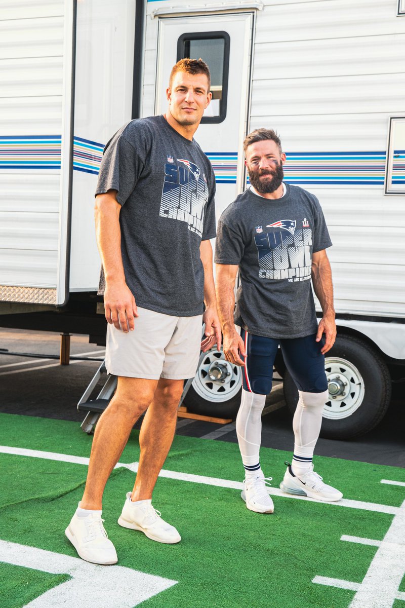Tom Brady (@tombrady) on Twitter photo On the lot with the boys! <a href="/80forBrady/">80forBrady</a> <a href="/Edelman11/">Julian Edelman</a> <a href="/RobGronkowski/">Rob Gronkowski</a> <a href="/DannyAmendola/">Danny Amendola</a> Tickets: fandango.com/80-for-brady-2… On the lot with the boys! <a href="/80forBrady/">80forBrady</a> <a href="/Edelman11/">Julian Edelman</a> <a href="/RobGronkowski/">Rob Gronkowski</a> <a href="/DannyAmendola/">Danny Amendola</a> Tickets: fandango.com/80-for-brady-2…