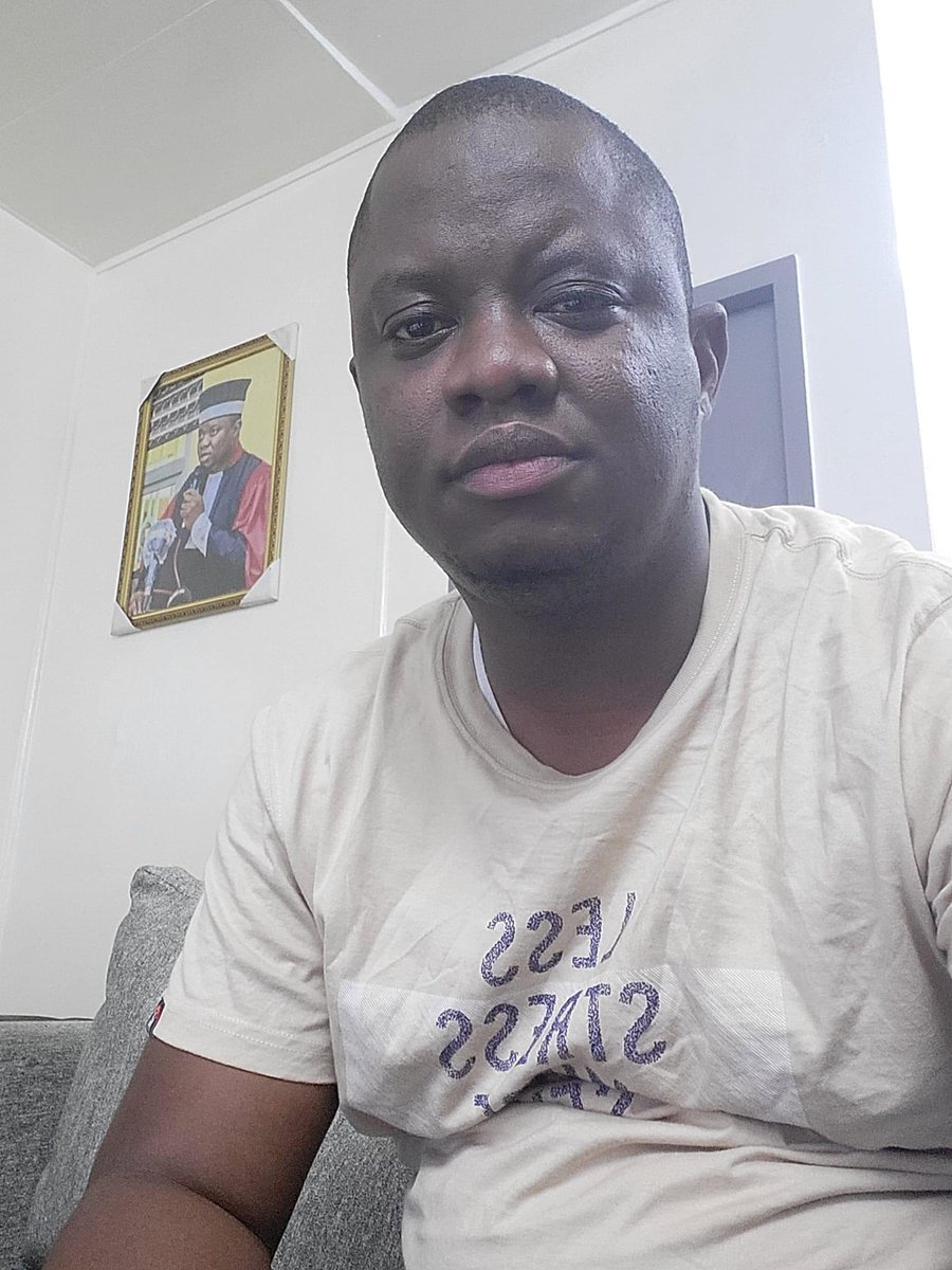 Dieu merci. 
Une tournée au service des sans  voix s'est bien passée.
A bientôt pour la prochaine étape.
L'industriel fait ses  vêtements en Belge, chinois, anglais, coréen pour la vente et l'acheteur achète l'habit pour son utilité.
La refondation judiciaire continue !