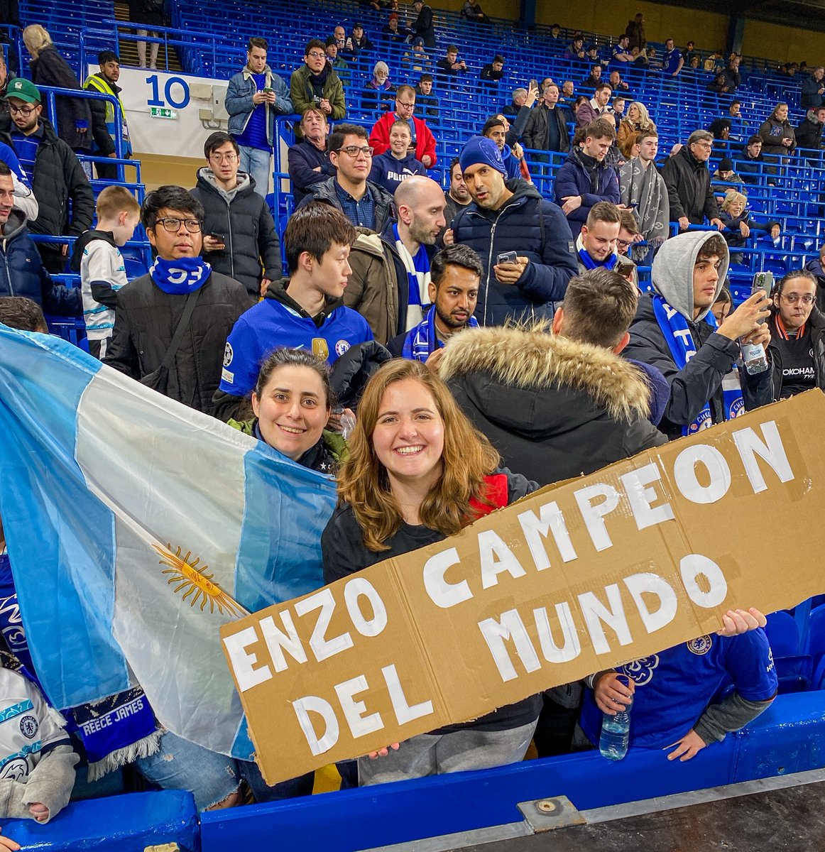 ChelseaFC_Sp's tweet photo. 🎶 Campeón del mundo, ohhh
Ya saben quién es... ⭐️⭐️⭐️🇦🇷 https://t.co/8z0cbWDPEh