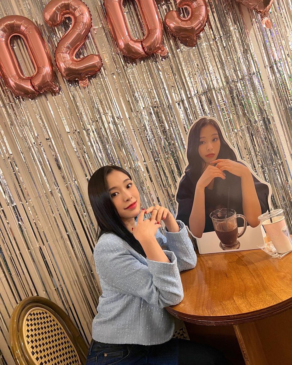 DreamcatcherFr_'s tweet photo. 03.01.2023 | [#GAHYEON]

🇨🇵 " C'était un anniversaire qui a encore reçu beaucoup d'amour cette année🥰J'étais si heureuse, je vous aime🥰 0203 Gahyeon Day🦊 "

#GAHYEONinstafr
#Emma https://t.co/HMyaJIZ0bA