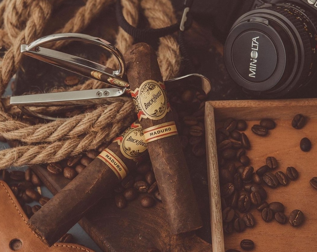 JCNewmanCigars's tweet photo. #FanPhotoFriday is finally here! Don't forget to tag us in your photos We love to see all of you enjoying our J.C. Newman Cigars!
#jcnewman #jcnewmancigars #brickhouse #theamerican #elbaton #america #cigarnews #cigarlife #cigarlover #botl #sotl #lotl #nowsmoking #dailysmokes https://t.co/mI2koCw1pU