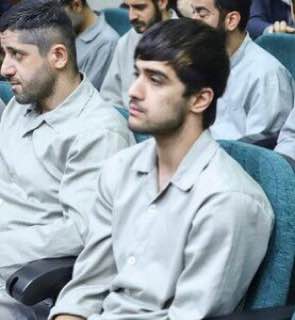 jhshhastam114's tweet photo. نه میبخشیم نه فراموش میکنیم؛ انتقام این داغی که روی دل ما گذاشتید رو ازتون میگیریم.
#محسن_شکاری 
#مجیدرضا_رهنورد 
#محمد_مهدی_کرمی 
#محمد_حسینی https://t.co/aZJwdNOtq3