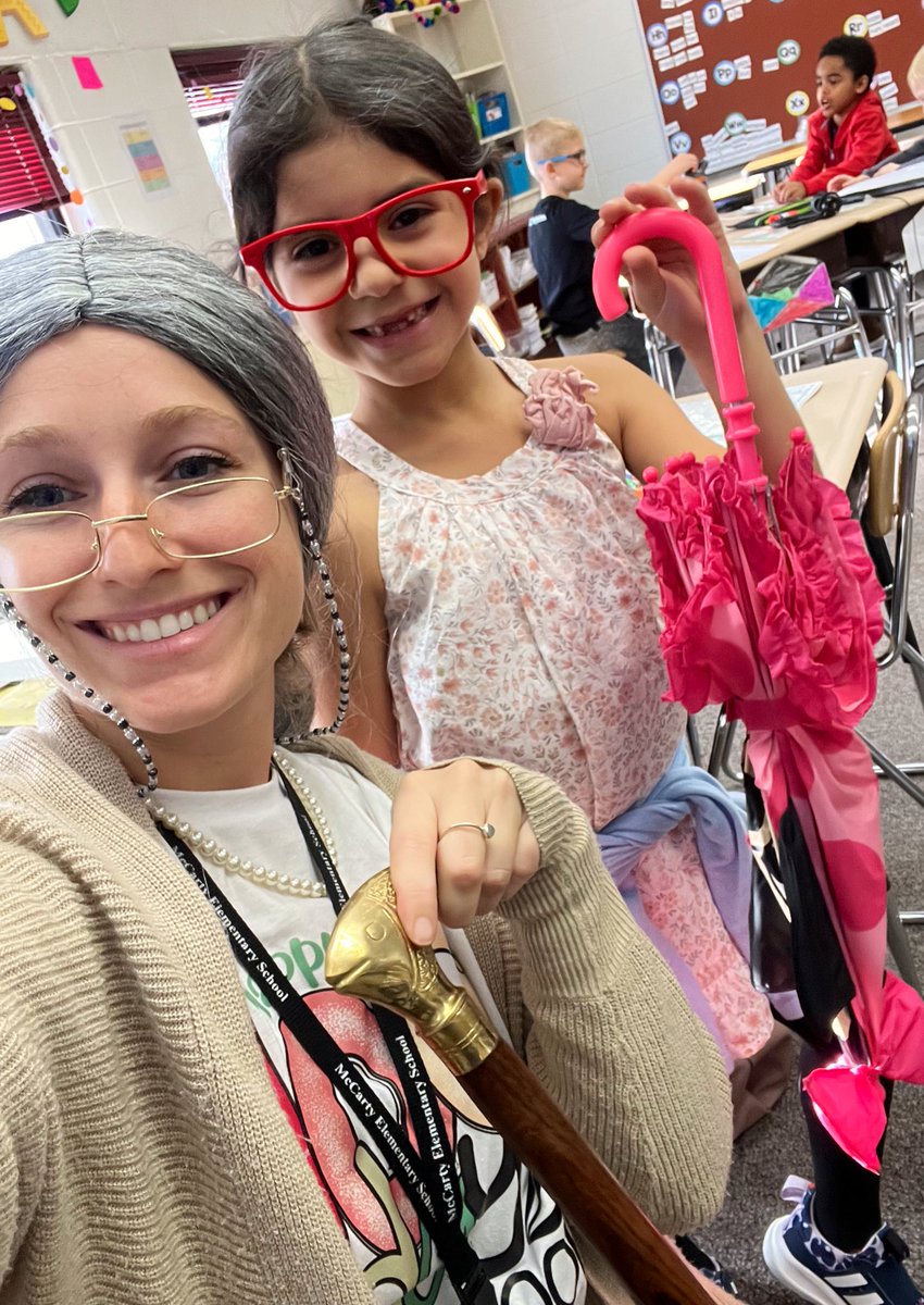 Miss Cross tweet media