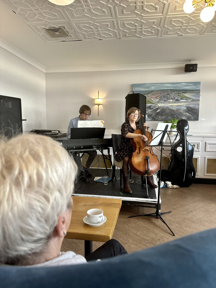 claire_cressey's tweet photo. Another lovely #FreeMusicFriday #WarmWelcome @awen_wales #BlaengarwWorkmensHall @GrandPavilion today with @Kirstenmiller04 #ChristopherFossey bringing the classical to start February with piano & cello duet #WarmHub #CostOfLivingCrisis #MusicMatters #MusicForAll ๐ถ ๐น ๐ป https://t.co/IdGhCjVbrs