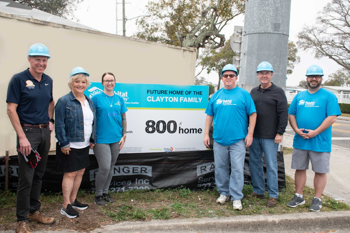 PinellasGov's tweet photo. Today, Commissioners Charlie Justice, Dave Eggers, Brian Scott, Chris Latvala &amp; Chair Janet Long participated in a @HabitatPWP volunteer build event in Lealman. 1/2 https://t.co/wPiOyOS9Jp