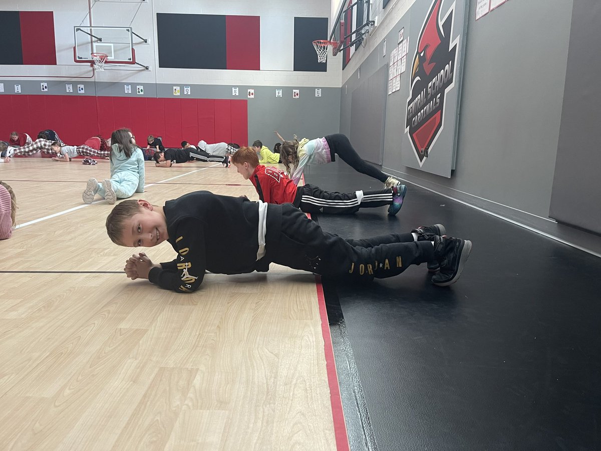 CentralCardsPE's tweet photo. Celebrating the 100th day of school with the 100 second plank challenge. Do you have what it takes? #sd113a #centralcards @lemontparks @SEASPAR
@LemontFire1 @OQ_PE_Warriors @VillageofLemont
@Lemont_HS @LemontPatch @missrosendahl https://t.co/TufiVLQBG8