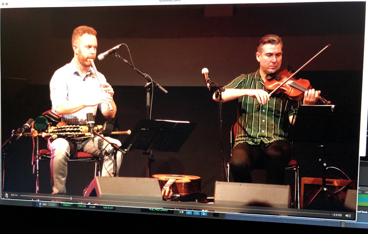 EwanCowley's tweet photo. ¡Más de La Buelga para su placer…!Me and the La Buelga gang last summer. Editing some video to throw on to YouTube soon. Great to see it again and getting excited about what we’ll do next.
@1AndyReilly @RedmondMr #lrpostfolk @artscouncil_ie @musicasturiana #labuelga https://t.co/xE1i0sjWb7