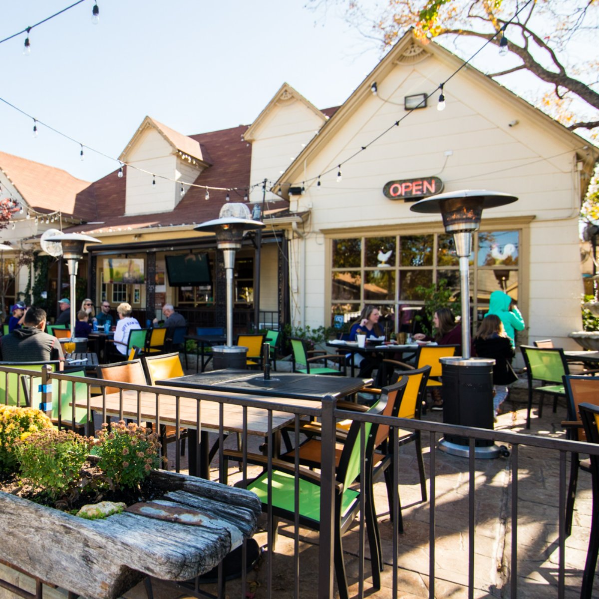 From our delicious ingredients to our attentive service, we're your neighborhood spot -- bringing you only the best every time.