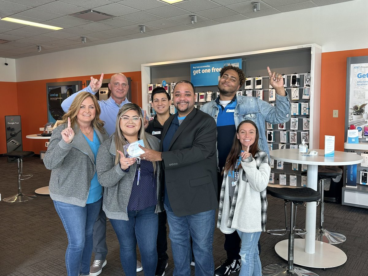 Had a great few days in <a href="/STXspeaks/">STXspeaks</a> with <a href="/CareyReyna1/">Carey Reyna</a>. Cell World STX is ready for a big 2023! <a href="/AR_Retail_Chnnl/">Authorized Retail Channel</a> <a href="/CowboyBart333/">JohnBart</a> <a href="/joshuajkraus/">Josh Kraus</a> <a href="/brandyperez/">Brandy Perez</a>