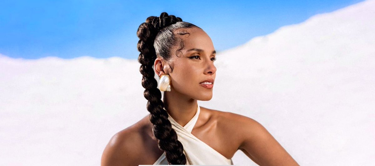 AliciaKeys_fam's tweet photo. On peut s’arrêter deux minutes et admirer la beauté d’Alicia Keys ? https://t.co/8IYg0rb00n