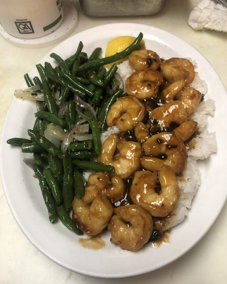 DiamondShoalsNC's tweet photo. Craving something but don’t know what? We have some ideas for you. https://t.co/ZqfUYMG20F
