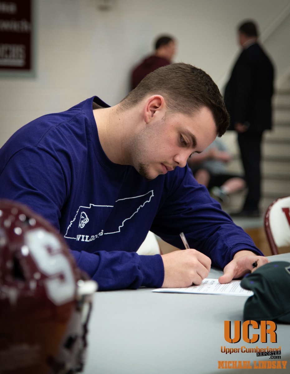 U_C_Reporter's tweet photo. 7 White County Athletes Particpate In College Athletics Signing Ceremony: Abby Guys, Malaki Dowell, Garrett Johnson, Ryan Bumbalough, Hayden Bilbrey, Braxton Seevers and Kobe Jones.

STORY and PHOTO GALLERY: https://t.co/QIsn1hq4l7 #UCReporter https://t.co/ujpqUiPzuf