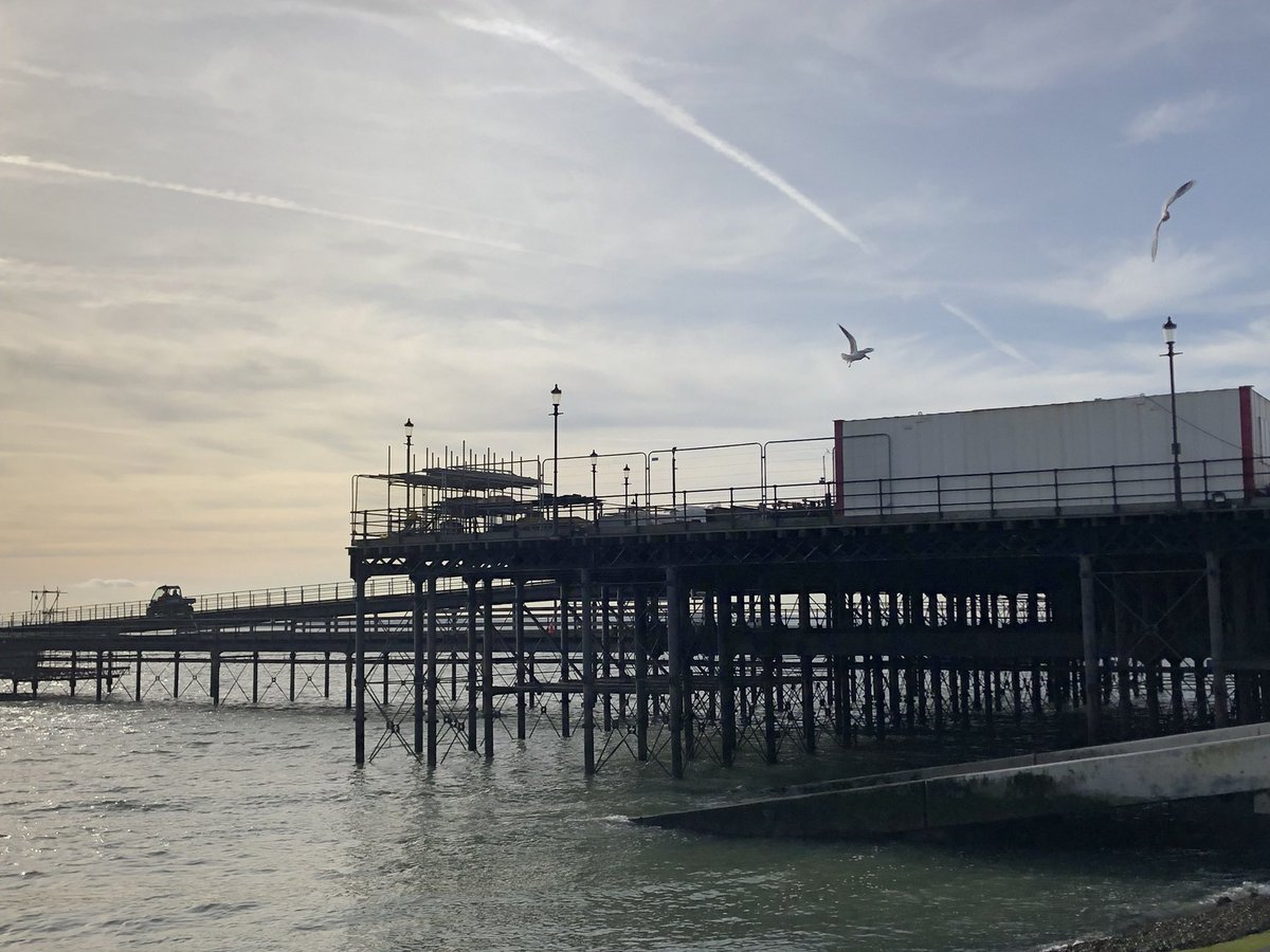 erm_deedor's tweet image. Down by the side of the Pier on a bright February lunchtime.

@FriendsSouthend #Southend #SouthendPier #February2023