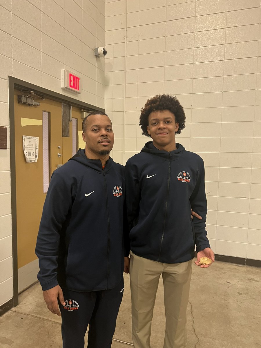 BBICoachA's tweet photo. Congratulations son on the Honor Roll! Love you my guy! @JaryeBrown https://t.co/ytPaIIUiKm
