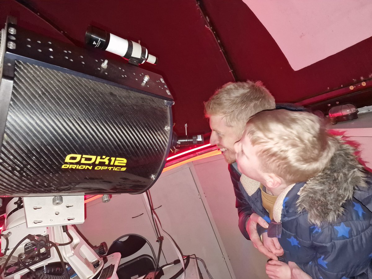 DoncasterAstro1's tweet photo. A fabulous jam-packed evening full of astronomy with our DAS outreach team, Rachael, Jonny and Peter! 

#outreach https://t.co/d4N7GCgpWX