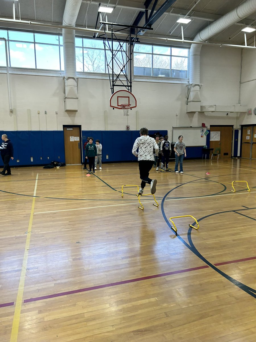 PHS_PanthersFB's tweet photo. Thank you to @BlueHenLeader and the entire staff at Perryville Middle School for inviting our STUDENT-ATHLETES to participate in their COMMUNITY DAY!
@panthersPVHS our guys represented well!! #PerryvillePride https://t.co/9uOrb3uo57