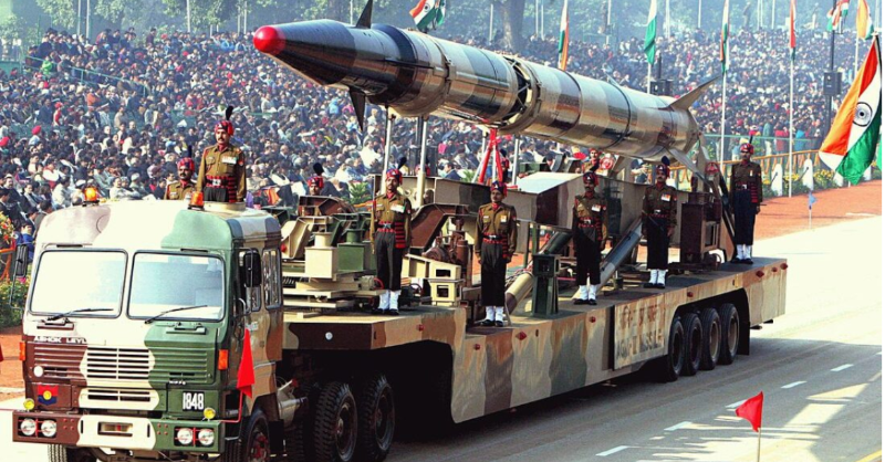 SAVoices's tweet photo. "If the United States and China look at the region through the lens of great power competition, strategies to gain advantage vis-à-vis the other could aggravate existing strategic competition between India and Pakistan, even if inadvertently," writes @NoorulainShiekh.
