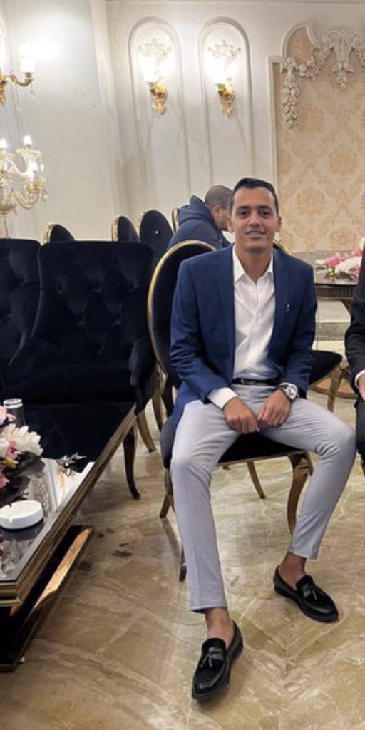 نفذ أمر الله .. وإنَّا بقضاء الله راضون ..
انتقل إلي رحمة الله ..
الأخ والحبيب والصاحب ..

محمود أحمد حامد القصبي ..

 دعواتكم بالمغفرة والرحمة ..