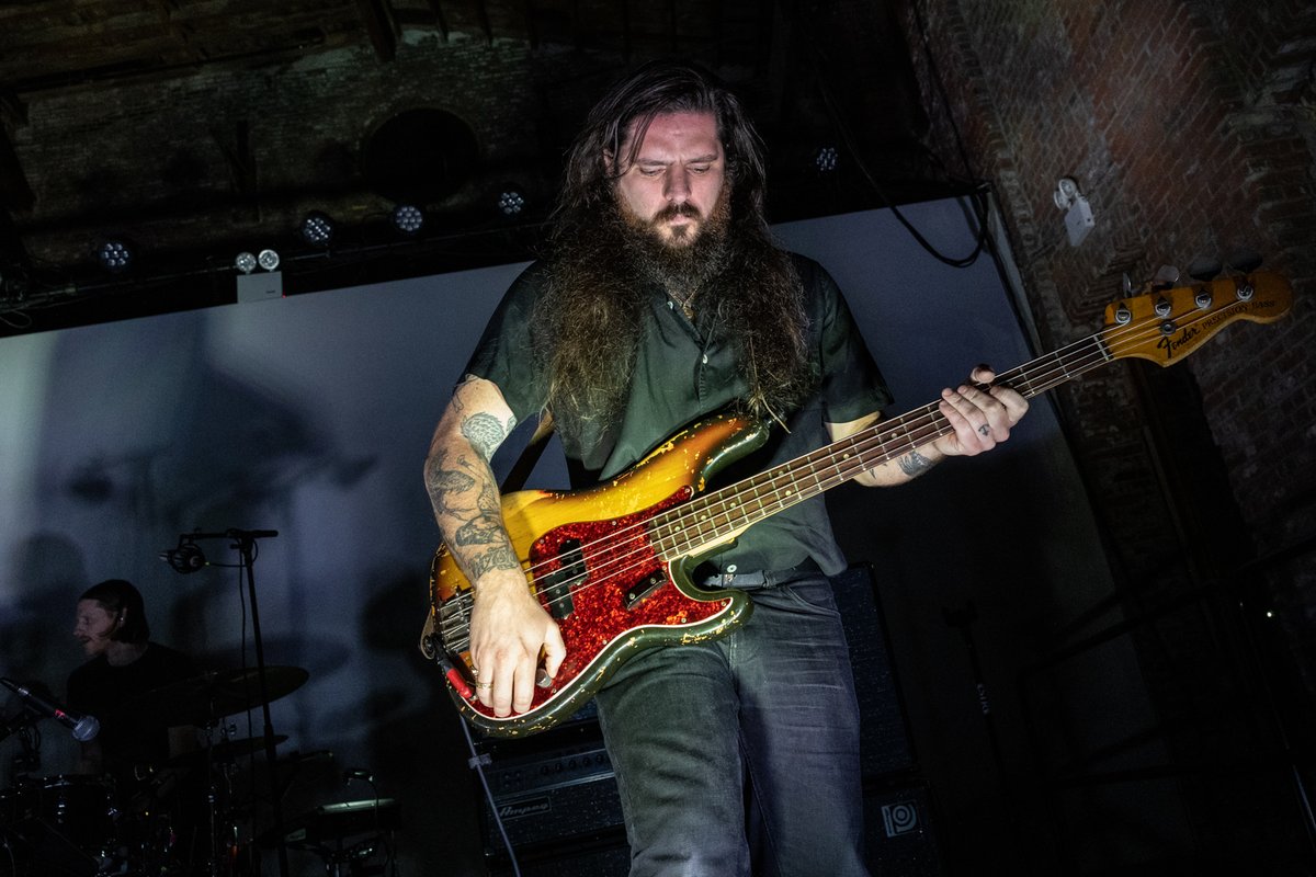 adhocfm's tweet photo. ✨ last night, @drycleaningband played to a sold out crowd in Brooklyn at @PioneerWorks_. support came from @thespiritoftheb and @nourishedbytime. 📸: photos captured by the very excellent @Qbertplaya. https://t.co/tbke9p0poE