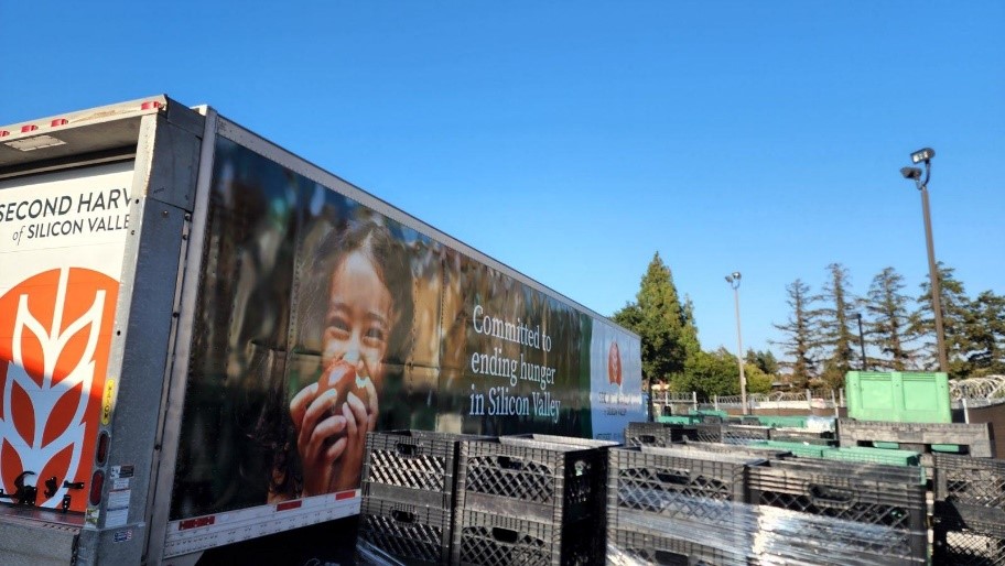 mcculley_paige's tweet image. Taylor provides wraps that are eye catching and creative! If you're going to be stuck in traffic, you mise well have a good view! #vinylwraps #truckwraps #retail