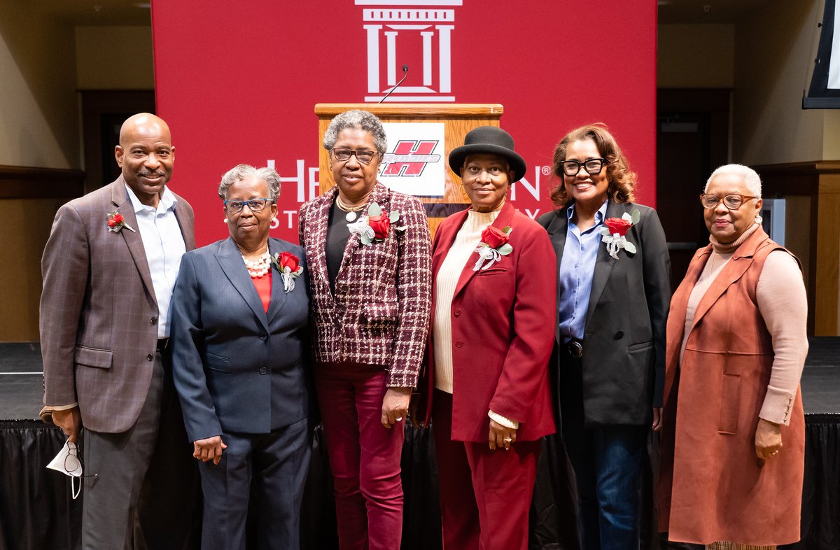 HendersonStateU's tweet photo. We are excited to have officially introduced the Malachi Smith Dining Hall today! 

Malachi served the university for more than 40 years. He became the head cook in 1903 and retired from Henderson in 1947. 

View more photos from today's event at https://t.co/DEvtJvidrQ. https://t.co/kyIVHn4WOm