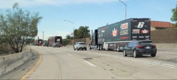 MSmithRealtor's tweet image. Los Angeles this morning 9am on route 10 @nascar haulers to the Coliseum. 2 more days!!! Welcome to town Boys. @DGodfatherMoody @TylerReddick @BubbaWallace @bkrweb @ChaseBriscoe_14 @KevinHarvick #BuschLightClash