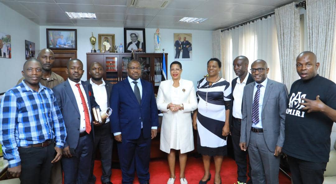 Peace Regis Mutuuzo tweet media