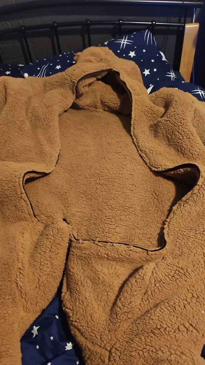 the_spossum's tweet image. Hey look, a soft bear plushsuit.

Time for you to get inside and be surrounded by all that softness.

And don&apos;t worry, there won&apos;t be any of that pesky &quot;getting out&quot;.

Made by kimbersboutiquellc.com - highly recommended.

#plushsuit #soff #plushbear #lockable