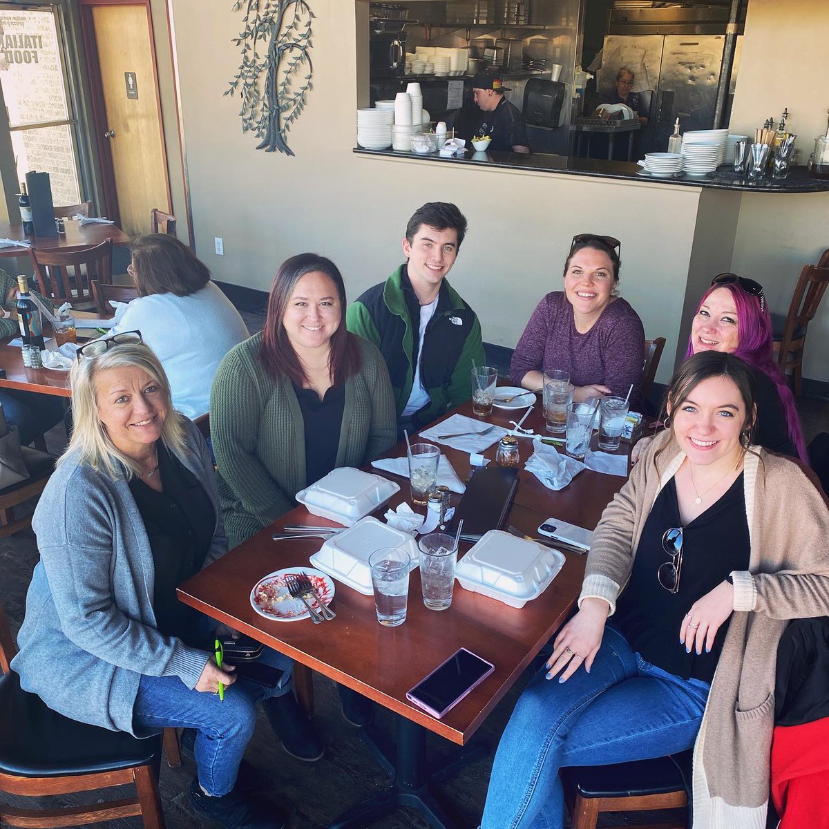 Lee Media Group tweet media