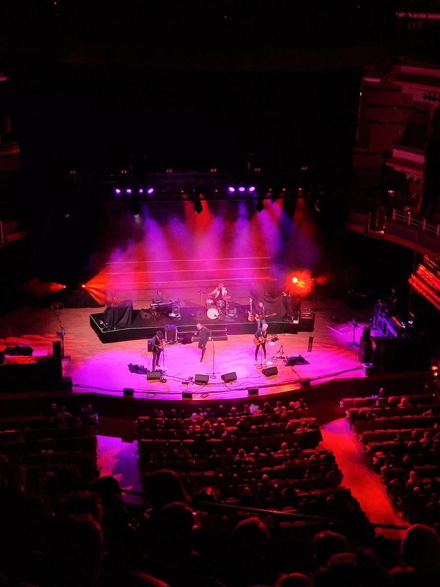 My dear old Mum was a fan of The Christians and they were a decent support act for @belindacarlisle 🙌🏻🙏🏻✝️🎤🎼🎵🕺🏻 #Birmingham #SymphonyHall #LegendsTour