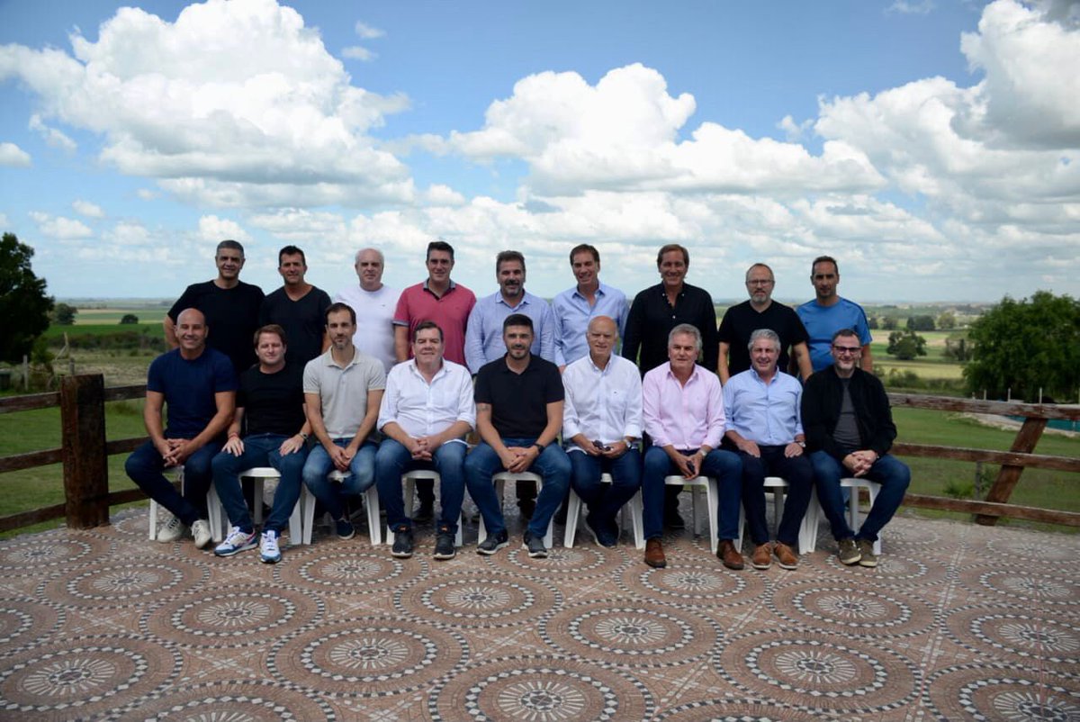 Compartimos los mismos valores y tenemos un objetivo en común: transformar la Provincia de Buenos Aires. Debemos trabajar unidos para ponerle un freno al populismo, a la corrupción y a las mafias. Somos el cambio y estamos juntos.