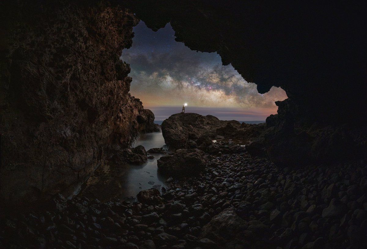 Zeworldphoto's tweet photo. Cuevas y estrellas, una combinación perfecta 🌠🌌
#Tenerife #Canarias https://t.co/hacvCAJNGB