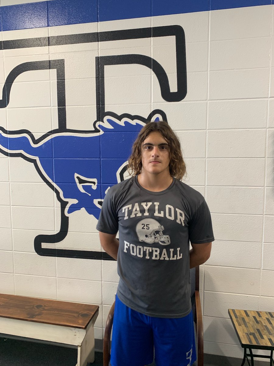 7th period Mustang of the week @EricHolzer99 great work #MUSTANGSPEED #BLUE