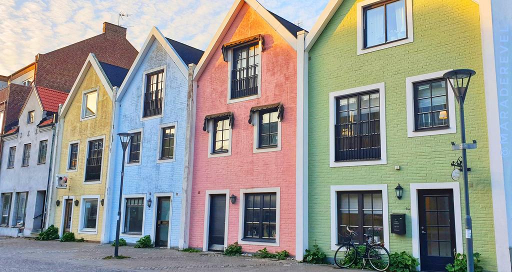 maraderevel's tweet photo. "The world is a book and those who do not travel read only one page." -St.Augustine #sweden #sverige #swedishstyle #houses #colours #urbanphotography #architecture #travel #traveller #photography #photograph #quote #book #inspiration #stagustine #clouds #writerscommunity #street https://t.co/xCJj0bJtBv