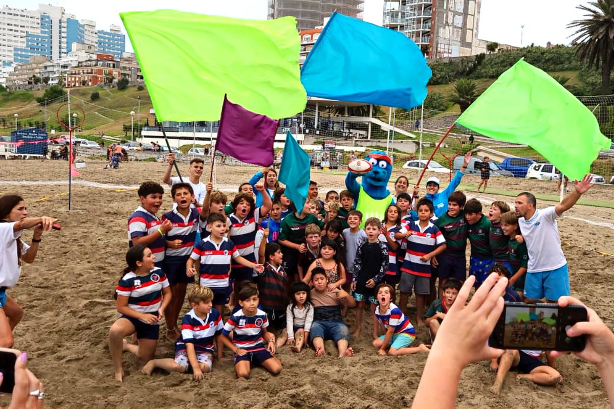 PLAYA, MAR Y RUGBY 🏖️

Encuentro de infantiles en Playa Varese ✅