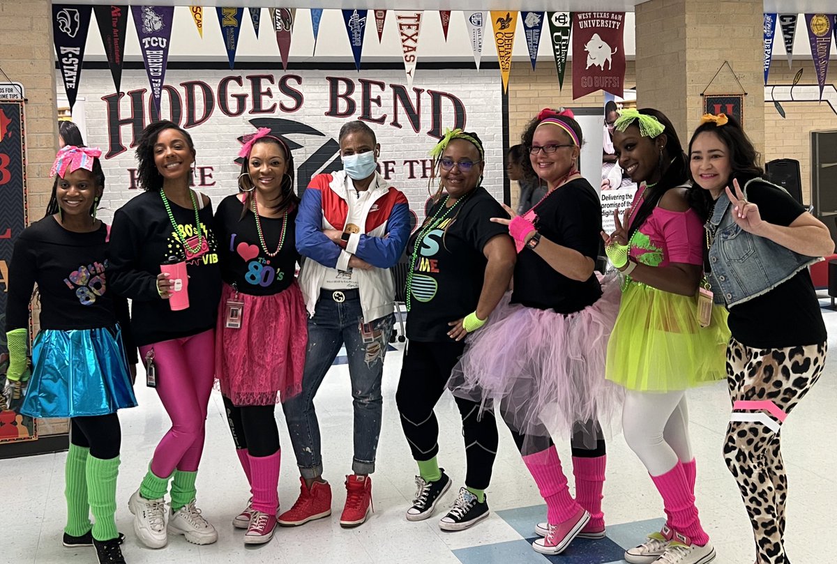 KayCole13's tweet photo. Flashback to the 80’s @HBMS_Warriors celebrating @FortBendISD milestone of 80,000 students. https://t.co/3va0ekru1X