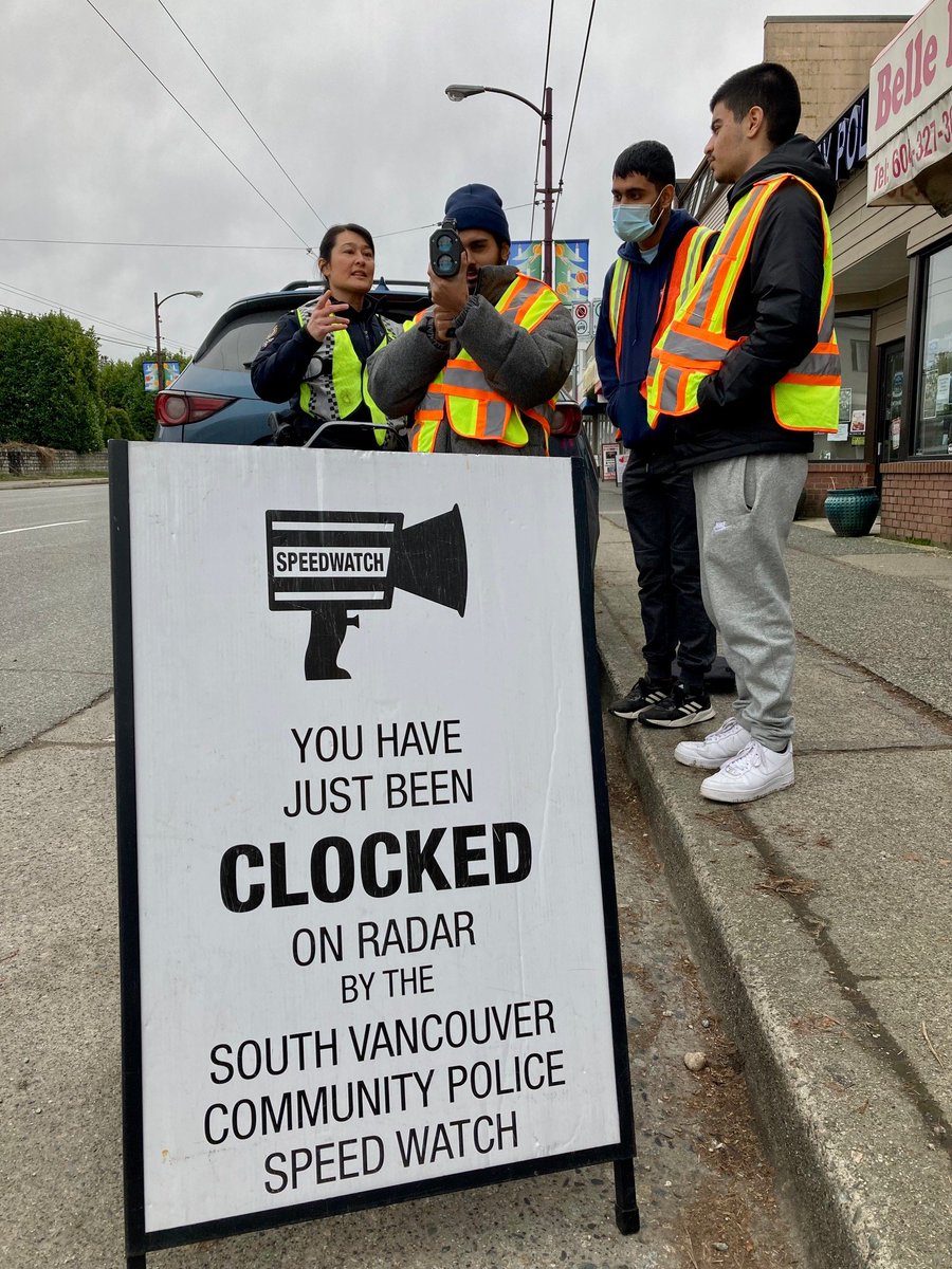 RoadSafetyHarv's tweet photo. Always great connecting with new #VPD Volunteers @svcpc wanting to give back to their community @CityofVancouver Today, Officer Melissa @VPDTrafficUnit and I welcomed the new recruits  with Speed Watch training. #NoNeedForSpeed https://t.co/8VyNkIb8B4