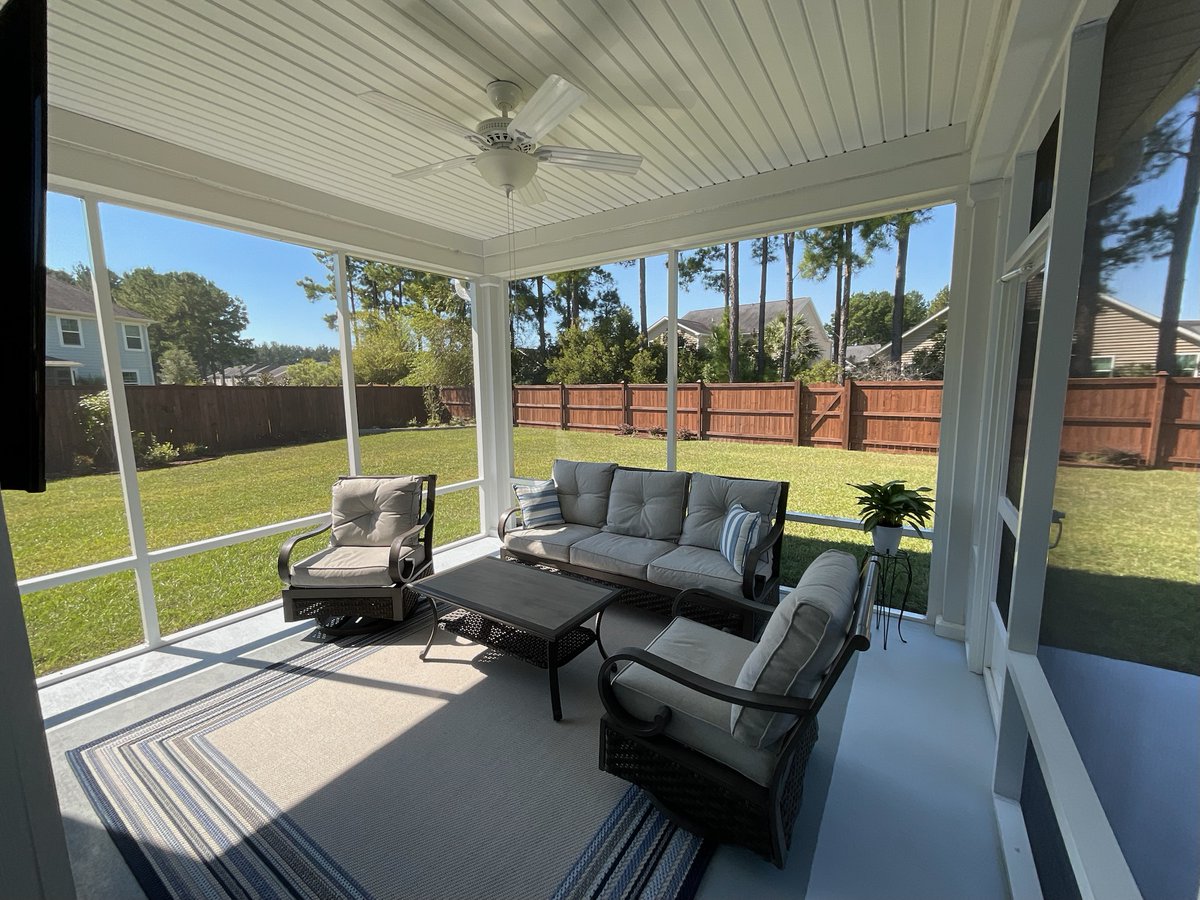 ExpressSunroom's tweet image. Life is better outside...because nothing is better than watching the big game outdoors 🏈

To learn more about the services and outdoor products that Express Sunrooms of Charleston offers, head over to our website!