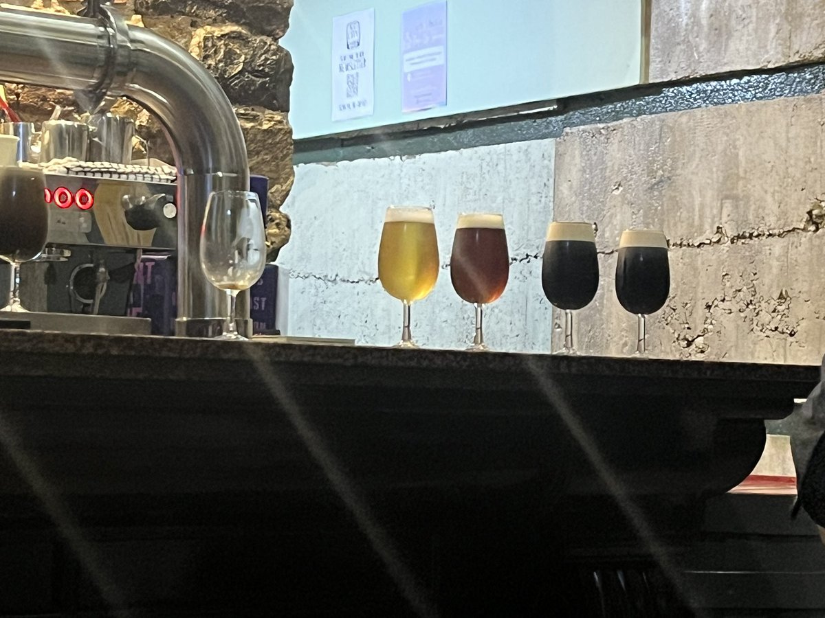 #Friday #100daysofwalking #Limerick 
Video @ instagram.com/reel/CoNrxNDKc… 
#Dogs #Ship #RiverShannon #Daschound #TreatyCityBrewery #ThreeBridges #Sunset #yeslimerick #shannonestuaryway #wildatlanticway