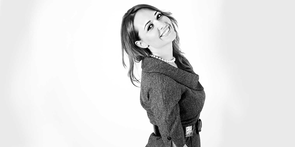 #UOW graduate Hermoine Macura-Noble (<a href="/FacesMiddleEast/">Hermoine Macura-Noble</a>) left Australia to chase her #journalism dreams. She’s since anchored shows for audiences of 80+ million and now runs her own media consultancy. Read more. 👉 bit.ly/3JhzC22 #ThisIsUOW