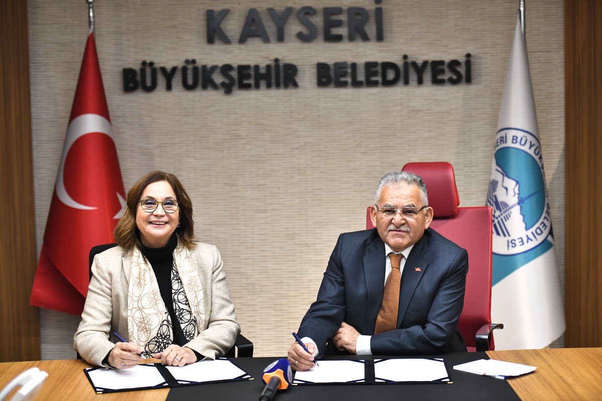 KAGİDER ve Kayseri Büyükşehir Belediyesi kadın girişimcilerin desteklenmesi için iş birliği yaptı.

ticaretinkadinlari.com

#KadınEtkisi #KAGİDEREtkisi  @KayseriBel