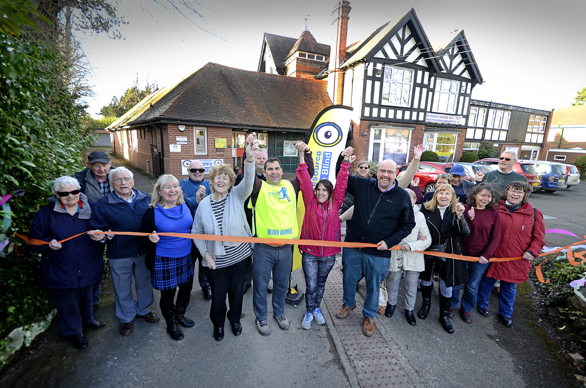 Incredible couple run to huge fund-raising total for Coventry Resource Centre for the Blind - coventryobserver.co.uk/news/incredibl…