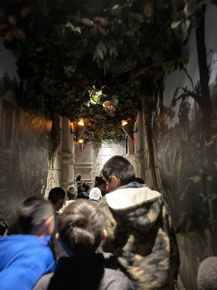 DaisyCollazo12's tweet image. @GrayES_AISD #grayelementary 
Nice ☀️ Day with our Perfect Attendance Gray Eagles 🦅 at the Downtown Aquarium 🐟