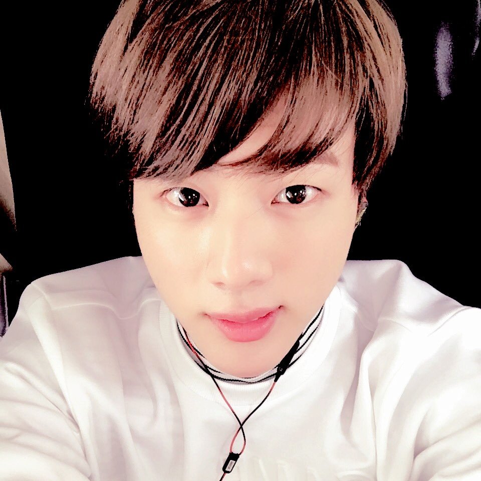 ghostbandtwt's tweet photo. β β β οΉ« π¦ππ©ππ‘ πππ’π¦π³ β β β α β β β πππ β β β π β β β π¦π‘.β β β ππππβ β β κ°β β β #COSME β β β Ι β β β #O3O2
esta es la carita de alguien que es parte de la #πricΔΈΞΉπ¦π΄Β·Fα₯²ΞΉπ³πΊπ»πππ΄Ηβ© y tiene en sus manos merch de la β¦#πππκ³μ πΆππππ‘ππππ β© https://t.co/oX0JapkFIi