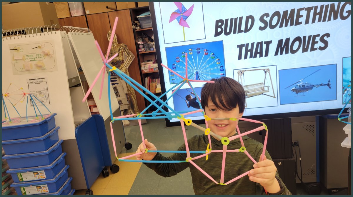 StemEmk's tweet photo. 1sts and 2nds got movin' with @strawbees ~ We learned about composite shapes and 3D shapes. Vertices=connectors. Edges=straws. Then applied all that to building something that moves, spins, swings, etc! #STEM4Them @EWRSDK12 @NicoleFoulksEMK @mr_mtozzi https://t.co/4bRXVzyinq