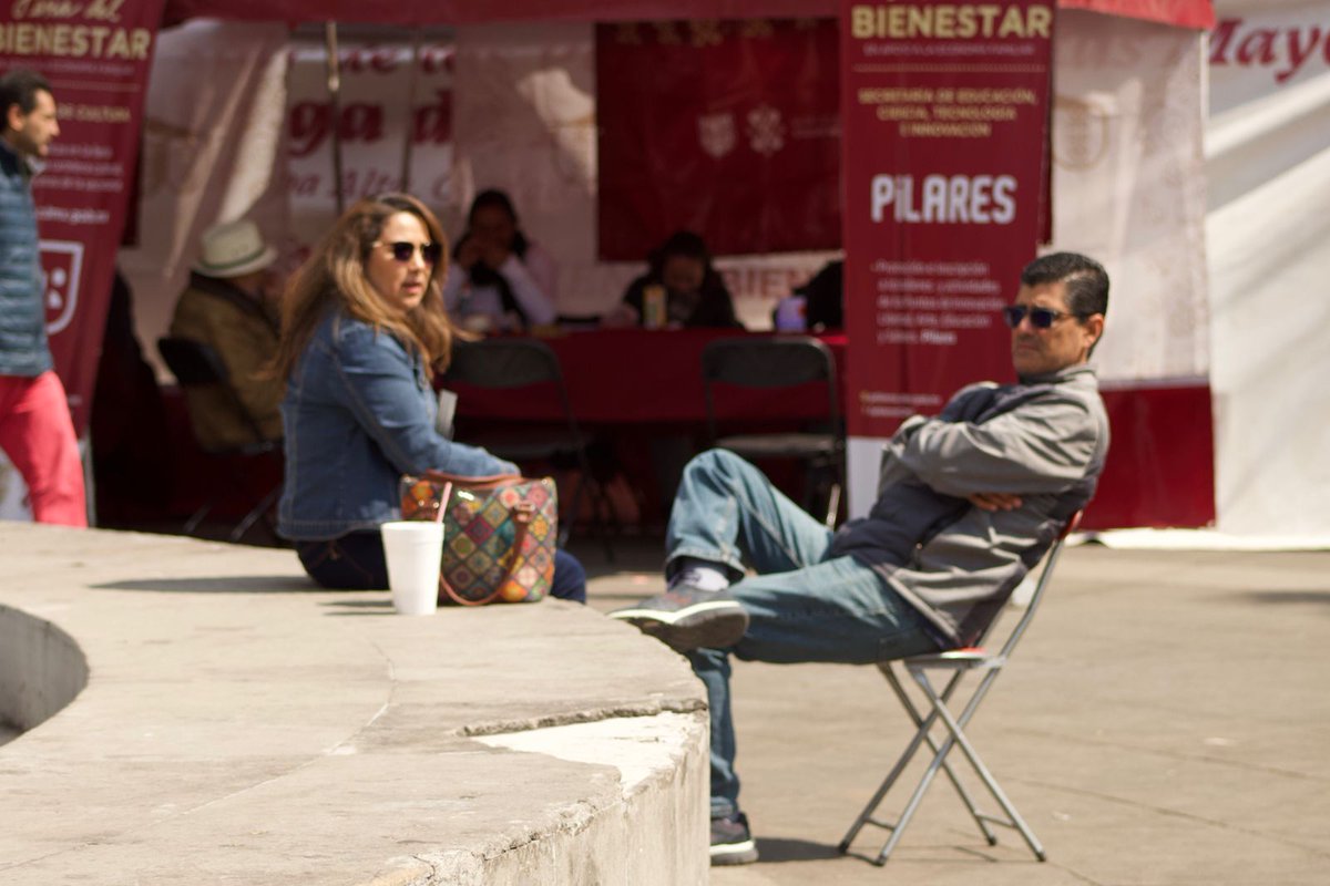 CDMX_PC_Coy's tweet photo. 📍#FeriaDelBienestar en la #AlamedaSur.
Te esperamos este sábado 4 de febrero en la misma locación para que puedas aprovechar todos los servicios, trámites y asesorías gratuitas.
Además de 🍓🥑🍌 al mejor precio.
RECUERDA: TRABAJAMOS PARA TU BIENESTAR 😎✌🏾. https://t.co/1lhNFltuTr
