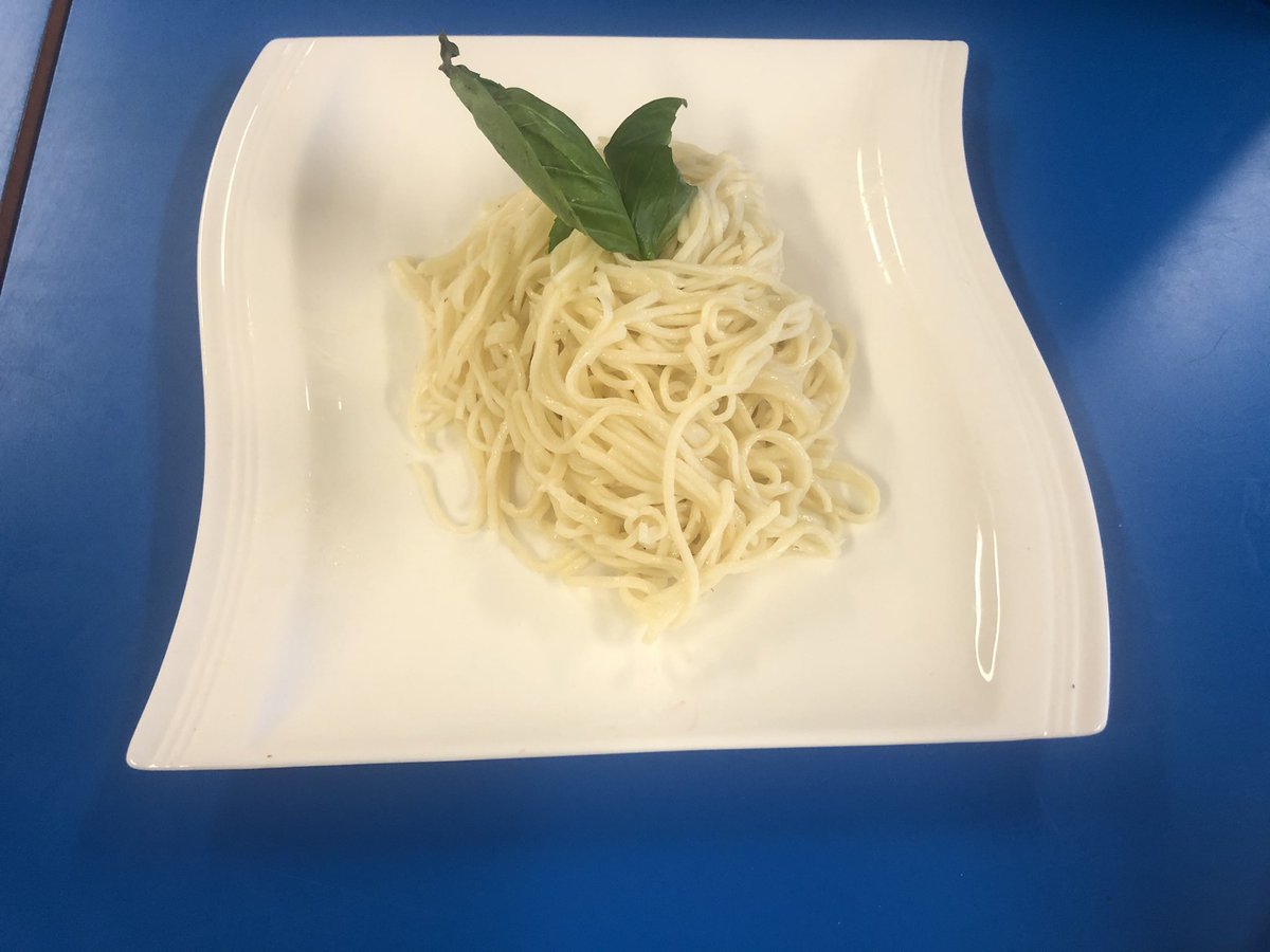 RcsFood's tweet photo. High skilled cafe trials with Y11 today 👏 https://t.co/N9JrxiVKb4