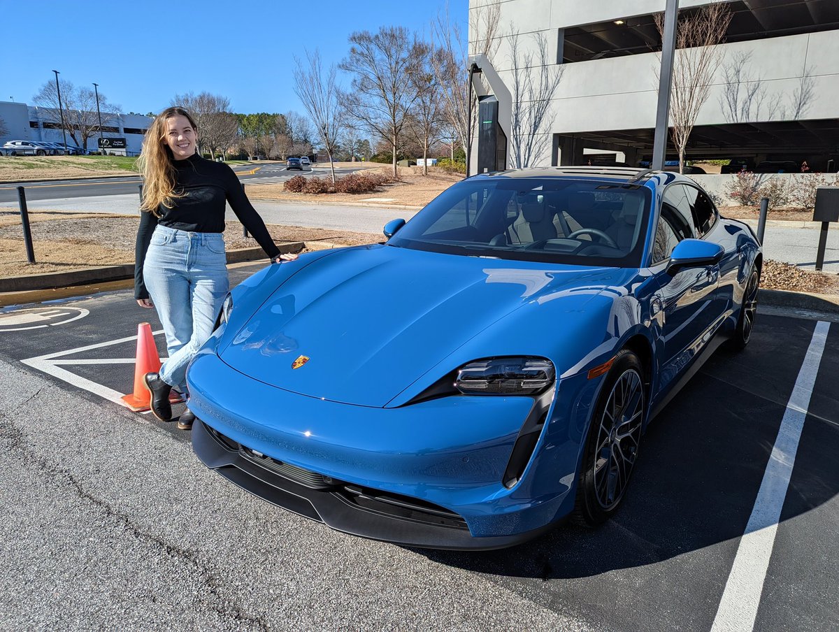 Kelly Vaughn tweet media