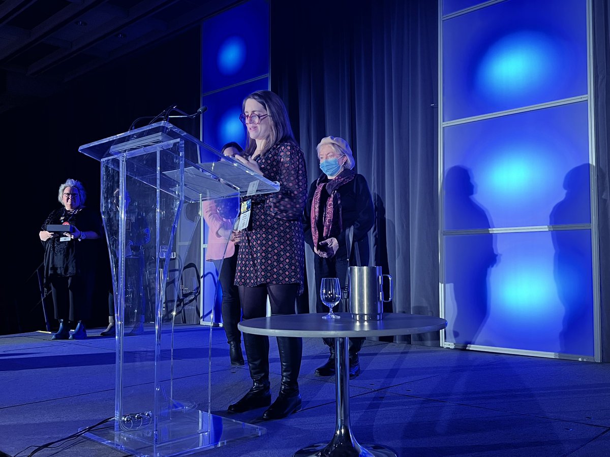 ONLibraryAssoc's tweet photo. Remembering and honouring the late and beloved Caroline Freibauer with the Ontario School Library Association Lifetime Achievement Award at the School Library Spotlight #OLASC. 

Thank you to Caroline’s daughter Natalie and family for accepting and sharing their love with us. https://t.co/7sk7wB8Hgi