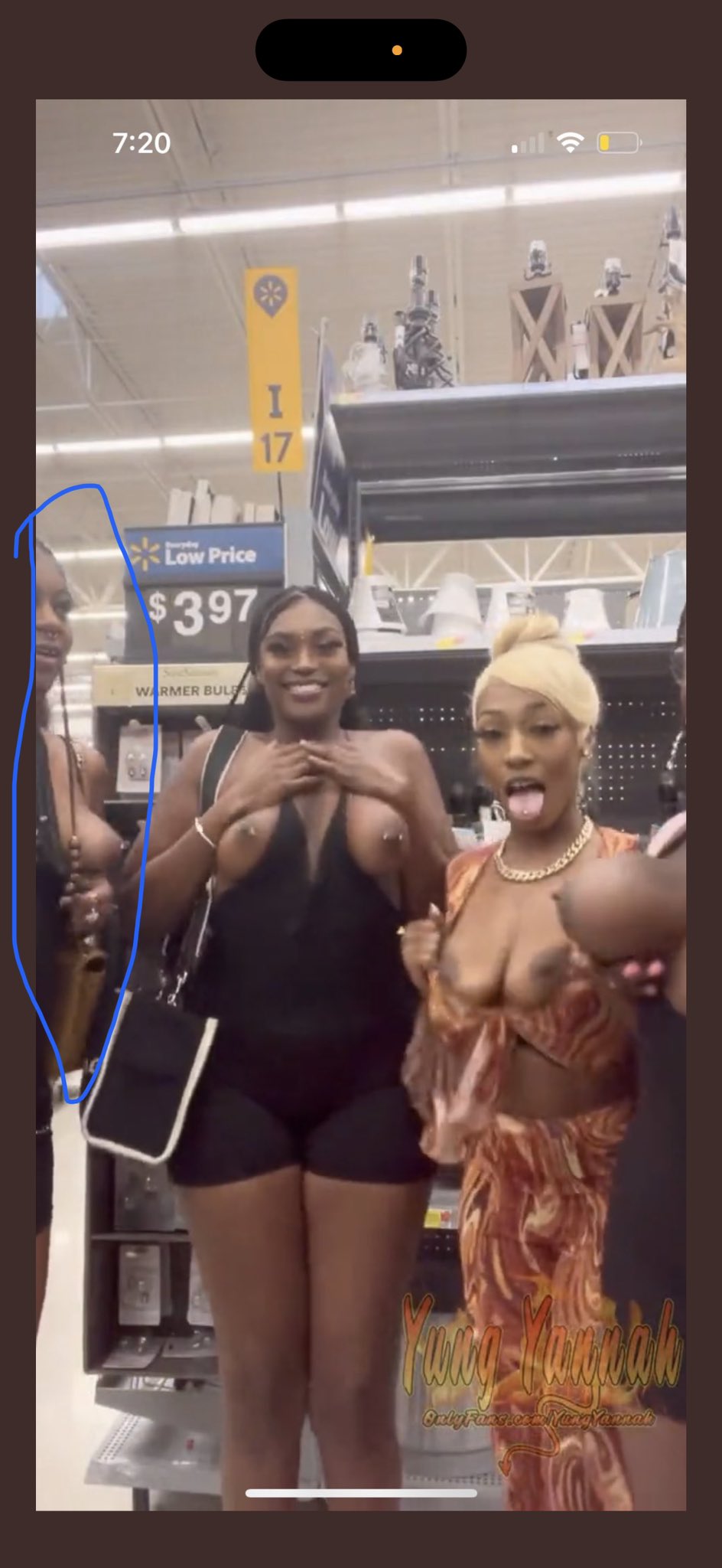 Fupa Dive Master on X: @ItsEmpressRaw Ol girl is yannahthefreak she the one  went viral for gettin caught rubbing one out in the car lol  t.coVMCbI6G2PM  X